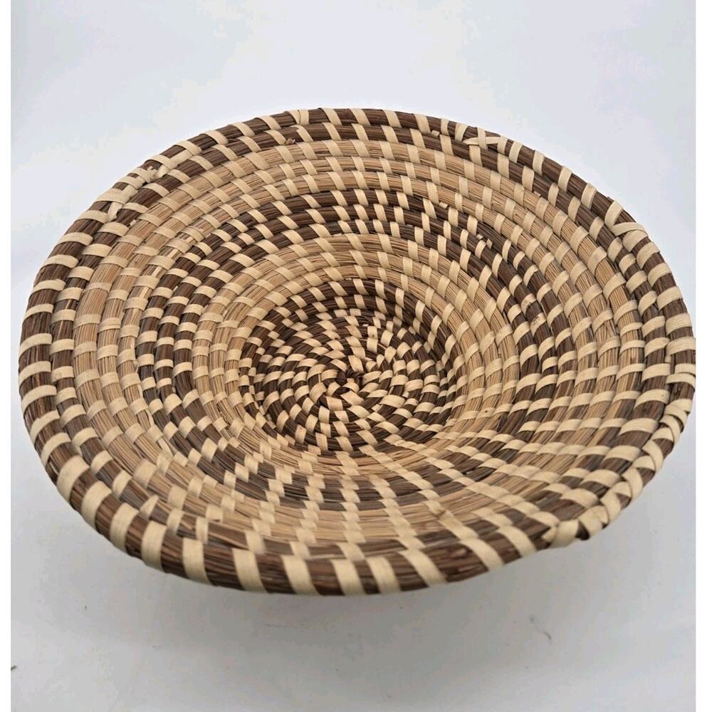 Vtg Artisan Hand Coiled Woven Sweetgrass Earthy Boho 10in Bowl